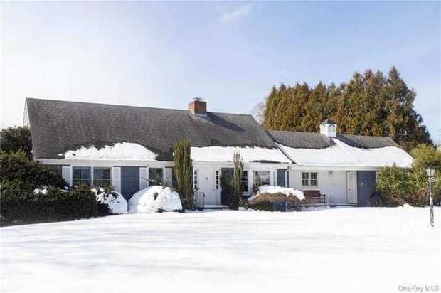 1400 Calves Neck Road