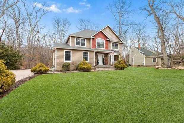 380 Hickory Road