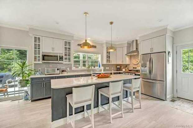 75 Birch Road photo 5