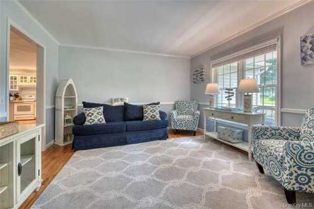 770 Chablis Path photo 3