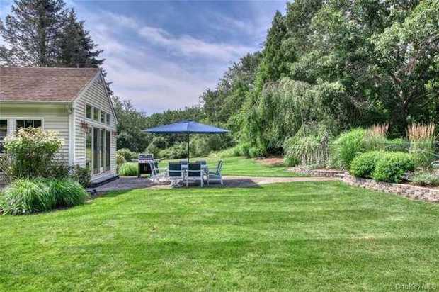 770 Chablis Path photo 7
