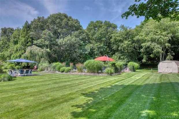 770 Chablis Path photo 10