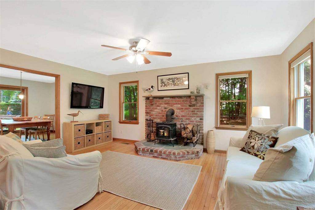 215 South Street photo 5